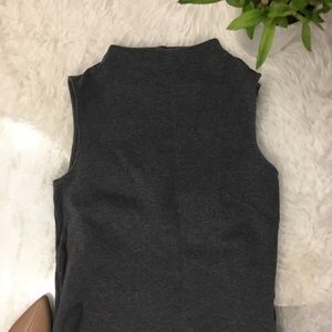 Mock neck sleeveless top